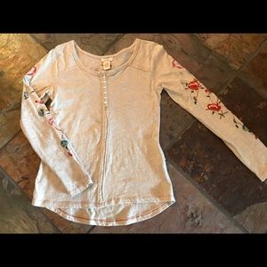 Sundance Catalog Embroidered Floral Cotton Henley, XS. Oatmeal, Anthropologie